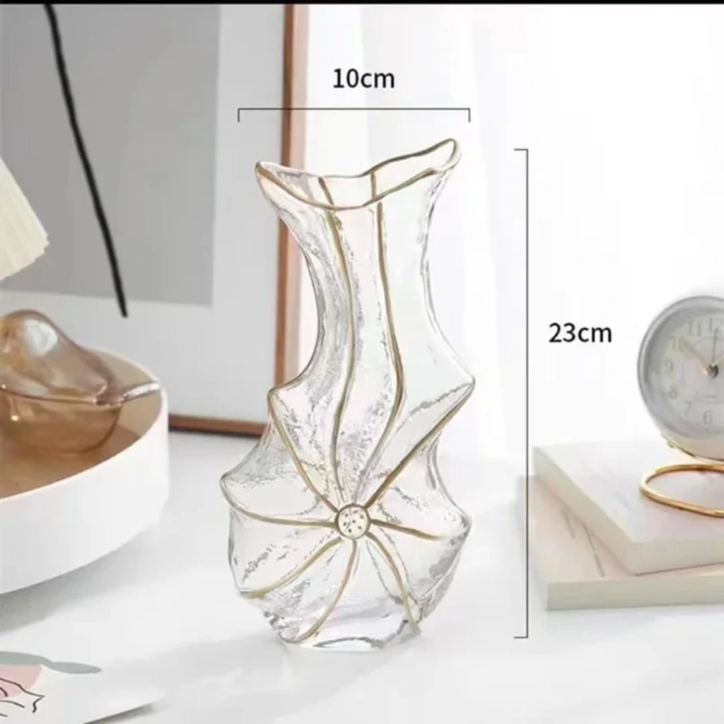 Golden glass flower vase 4.webp