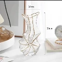 Golden glass flower vase 4.webp