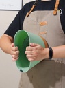 flower-pot-plastic-bottom-detail