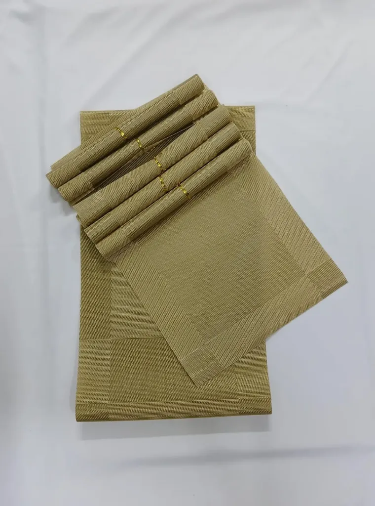 6Pcs PVC Woven Tablemat + Runner (Gold)